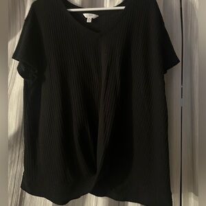 Women’s Black tshirt tru and time XL